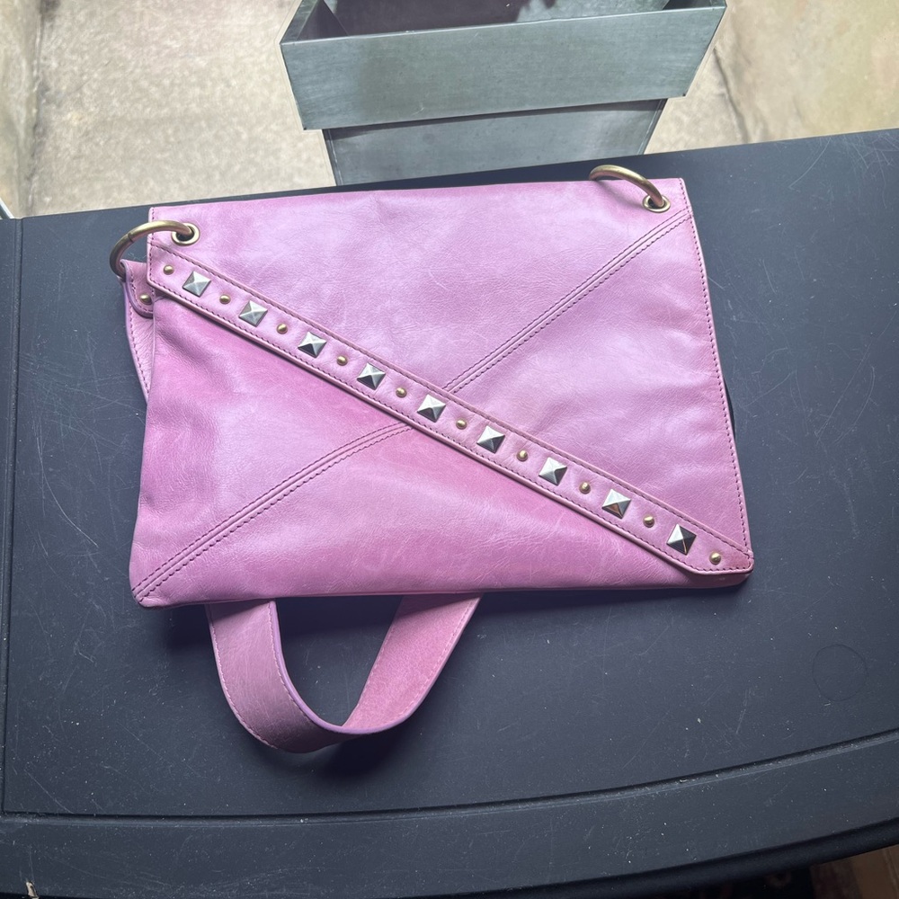 Hobo International lilac / pink cross-body purse. Excellent condition